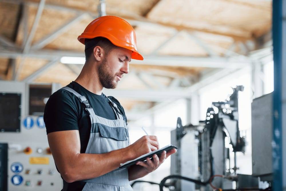 Engineering Uniforms: 5 Tips To Maximize Your Efficiency